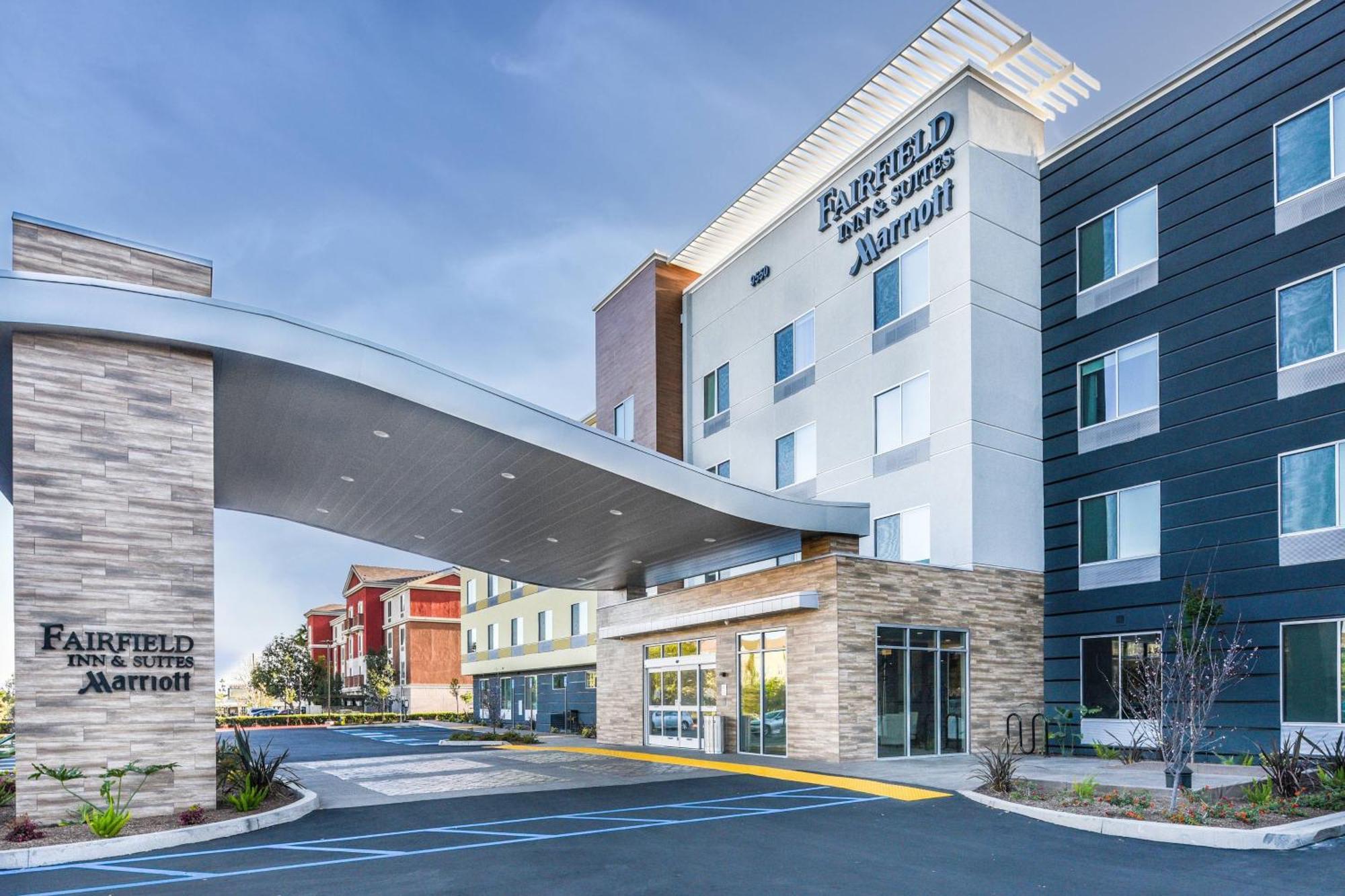 Fairfield Inn & Suites Ontario Rancho Cucamonga Ngoại thất bức ảnh