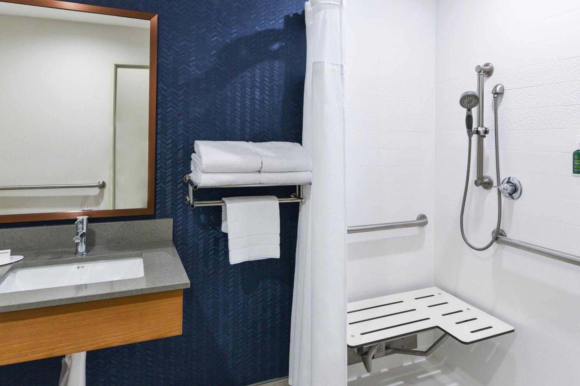 Fairfield Inn & Suites Ontario Rancho Cucamonga Ngoại thất bức ảnh
